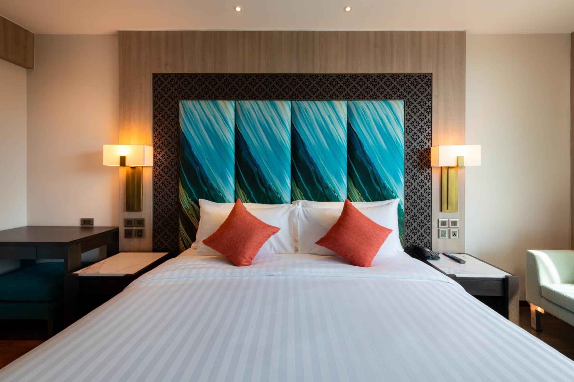 Skyview Resort Phuket Patong Beach Extérieur photo Deluxe Room